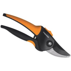 Fiskars SoftGrip 10.75 In. Bypass Pruner (79436997J)