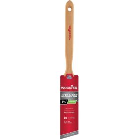 Wooster Ultra/Pro Extra-Firm 1-1/2 In. Angle Sash Paint Brush (4153-1 1/2)